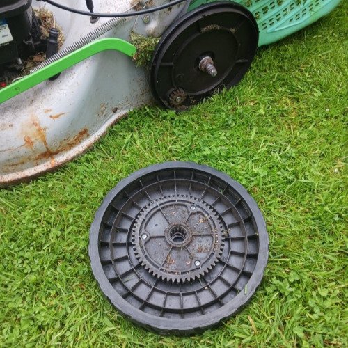 Lawnmower Wheel Bearings Replacement