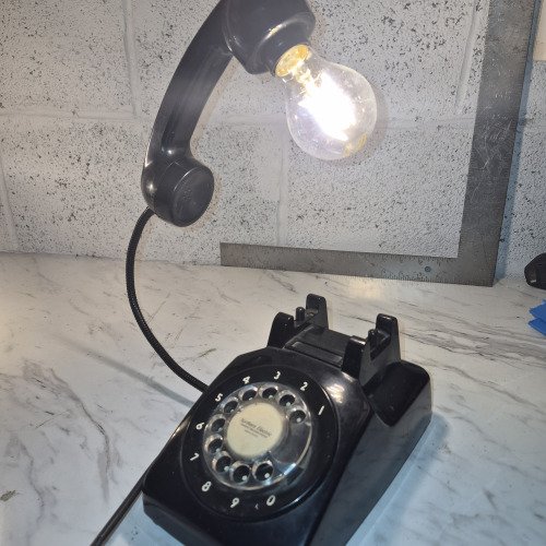 Vintage rotary phone table lamp