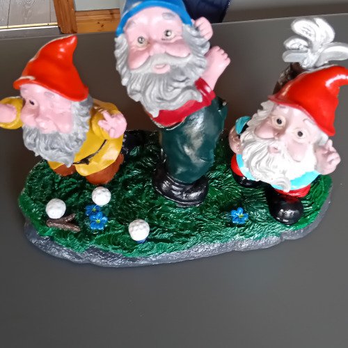 Golf gnomes